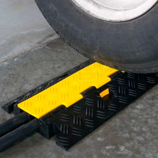 Protector de Cable Piso de 2 Canal, de Goma, 103x25.5x5 cm, 10,000kg